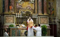 Misa tradicional en latín celebrada en Roma el 7 de septiembre de 2017, en el marco de la peregrinación por el décimo aniversario de Summorum Pontificum.