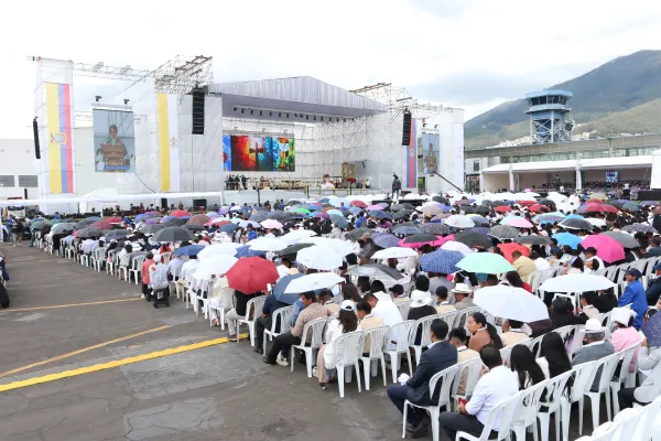 Unas 25.000 personas participaron de la Misa de inauguración del 53º Congreso Eucarístico Internacional Quito 2024. Crédito: Eduardo Berdejo – EWTN News