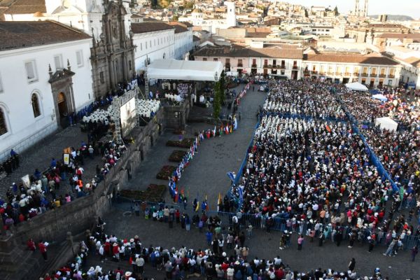 Mass in the Plaza de San Francisco that preceded the procession of the 53rd International Eucharistic Congress. Credit: IEC2024