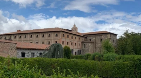 Monasterio de las clarisas en Belorado (España) 08112024