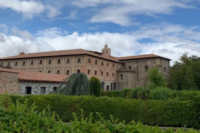 Monasterio de las clarisas en Belorado (España) 08112024