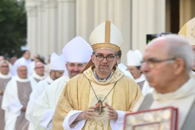 Mons. Gustavo Carrara