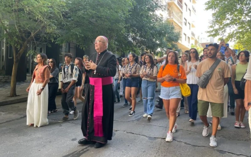 Mons. Giobando asumió el Obispado de Mar del Plata: “Superamos las tempestades confiando en el Señor”