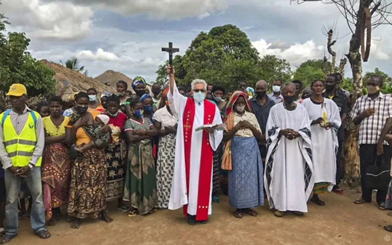 Dos sacerdotes y un hermano religioso resultaron heridos tras ser atacados en Mozambique