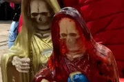 Imágenes del culto satánico de la "santa muerte"