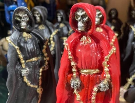 Exorcista advierte: El culto a la “Santa Muerte” adora “implícita o explícitamente a Satanás”