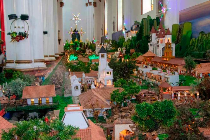 Nacimiento costumbrista del Santuario San José de Venecia (Colombia).