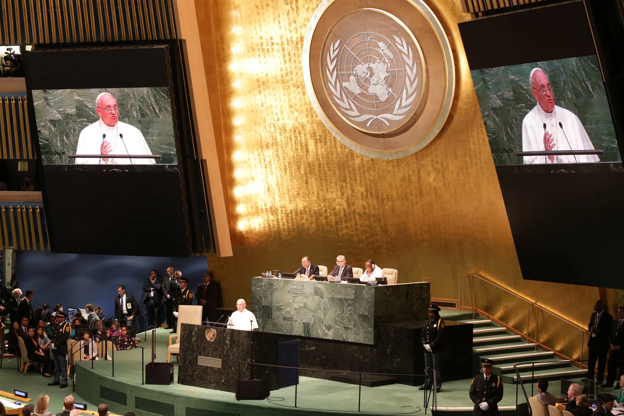 El Papa Francisco habla ante la Asamblea General de las Naciones Unidas en la ciudad de Nueva York, el 25 de septiembre de 2015.?w=200&h=150