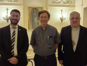 El secretario de Culto y Civilización de Milei visitó a las nuevas autoridades del Episcopado