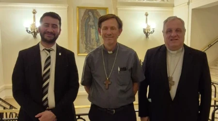 Nahuel Sotelo visitó la sede de la Conferencia Episcopal Argentina