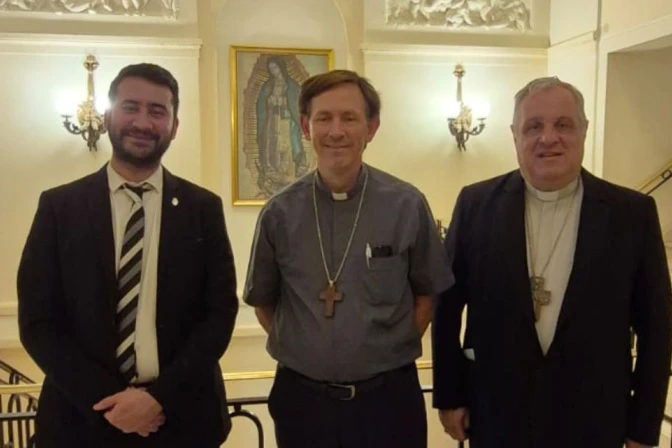 Nahuel Sotelo visitó la sede de la Conferencia Episcopal Argentina