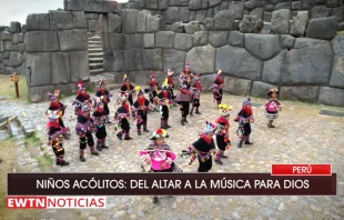 null Crédito: Coro de Niños Acólitos de Huancavelica