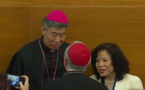 Mons. Joseph Shen Bin, Obispo de Shanghai.