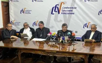 Rueda de prensa en Caracas de los obispos venezolanos encargados de presentar el documento.