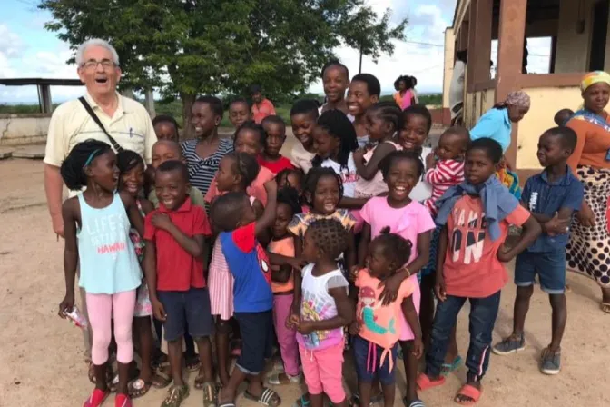 El misionero español Jesús Torres en Mozambique.