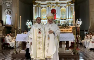 P. Leandro Roldán junto al Obispo Urbanc Crédito: Diócesis de Catamarca