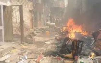 Casas y enseres quemados luego de los ataques a cristianos en Jaranwala, en agosto de 2023, a manos de musulmanes.