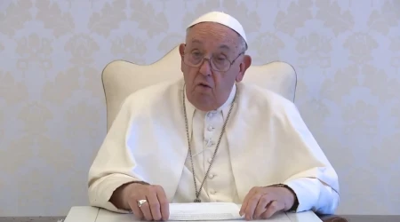 El Papa Francisco dirige un mensaje a los jóvenes participantes en el Madrid Live Meeting 2024.