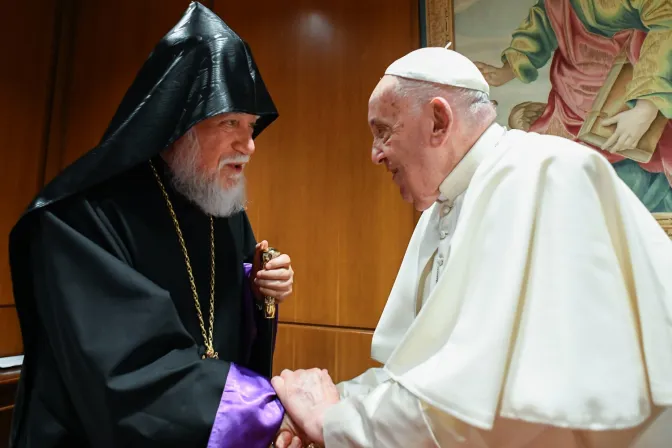 El Papa Francisco junto a Su Santidad Aram I este 12 de junio