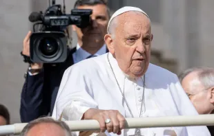 El Papa Francisco en la Audiencia General de este miércoles Crédito: Daniel Ibáñez/ ACI Prensa