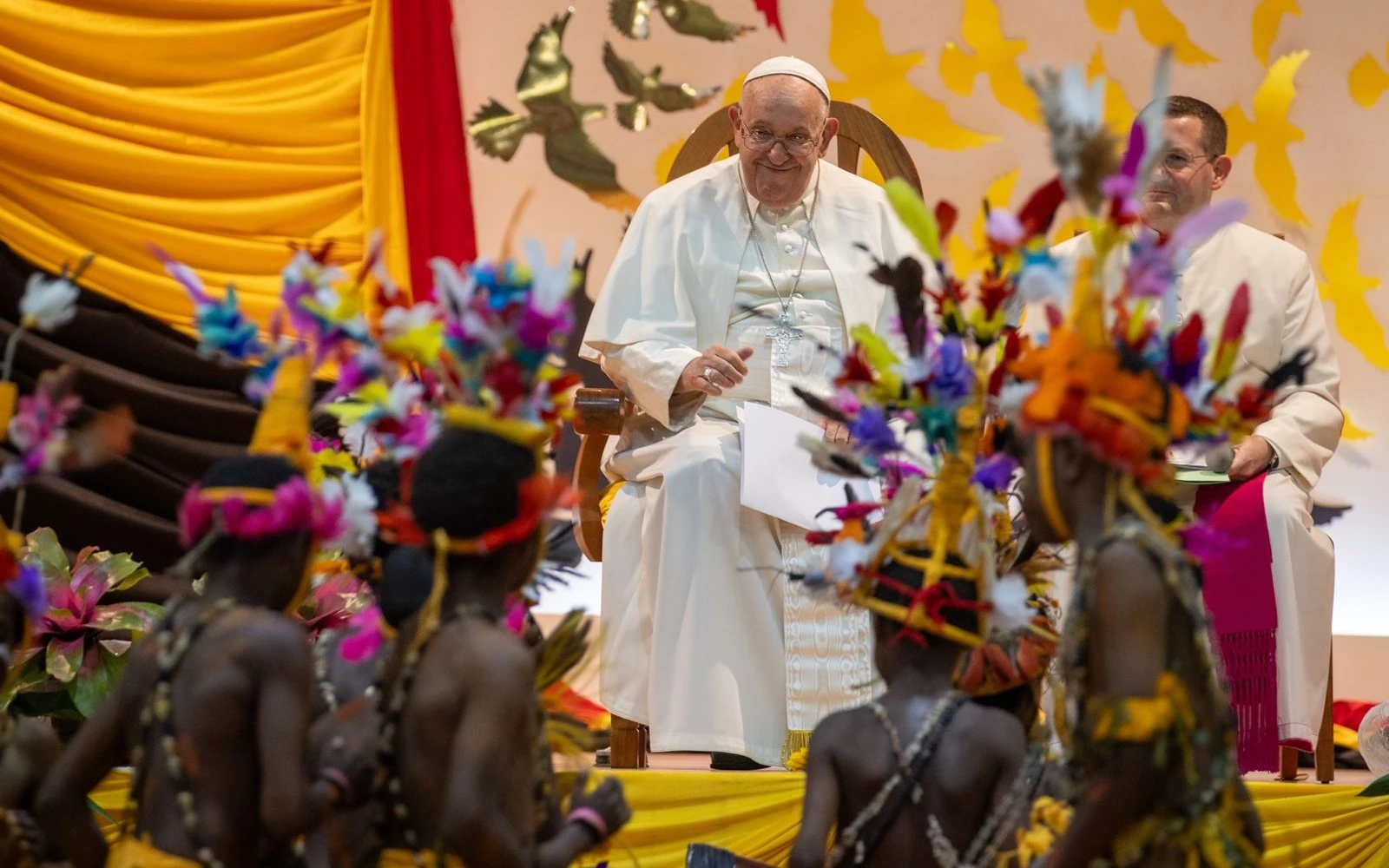 El Papa Francisco durante su encuentro con niños acogidos en Papúa Nueva Guinea?w=200&h=150