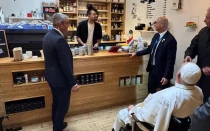 El Papa Francisco en la cafetería "Grupetto" de Luxemburgo