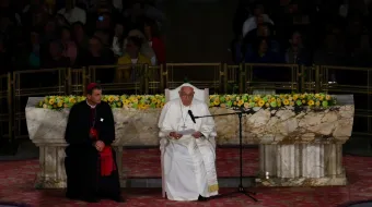 El Papa Francisco durante su encuentro con Obispos y religiosos del país