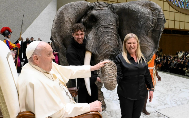 El elefante de la India que cautivó al Papa y vivió en los jardines vaticanos