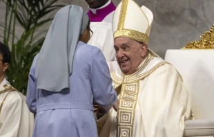 El Papa Francisco en la Misa por Cristo Rey y la Jornada Mundial de la Juventud en la Basílica de San Pedro el 24 de noviembre. Crédito: Daniel Ibáñez / EWTN News