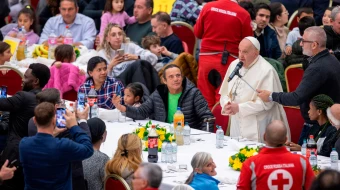 El Papa Francisco durante el almuerzo por la Jornada Mundial de los Pobres 2024.