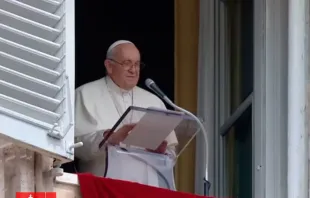 El Papa Francisco durante el rezo del Ángelus este domingo en el Vaticano Crédito: Captura Youtube Vatican News