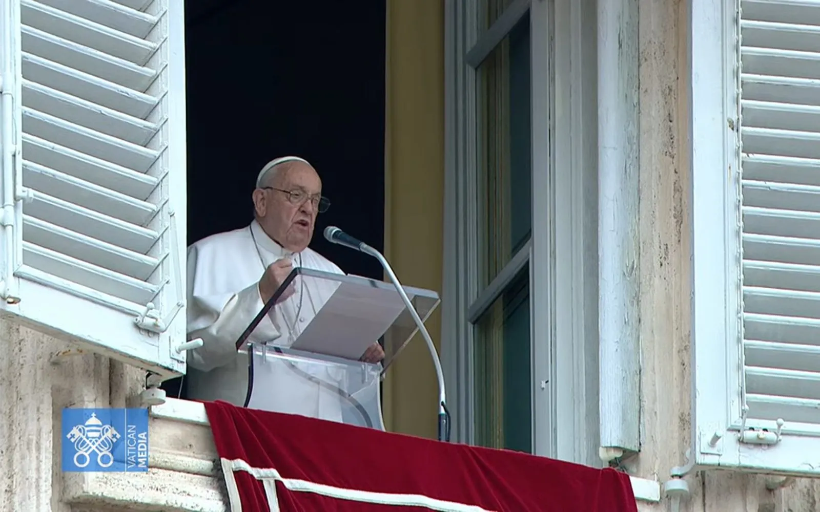 Papa Francisco en el rezo del Ángelus en la Plaza de San Pedro, en el Vaticano, este 23 de junio de 2024.?w=200&h=150