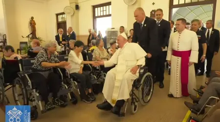 Visita del Papa Francisco a ancianos y enfermos en la "Casa Santa Teresa", en Singapur