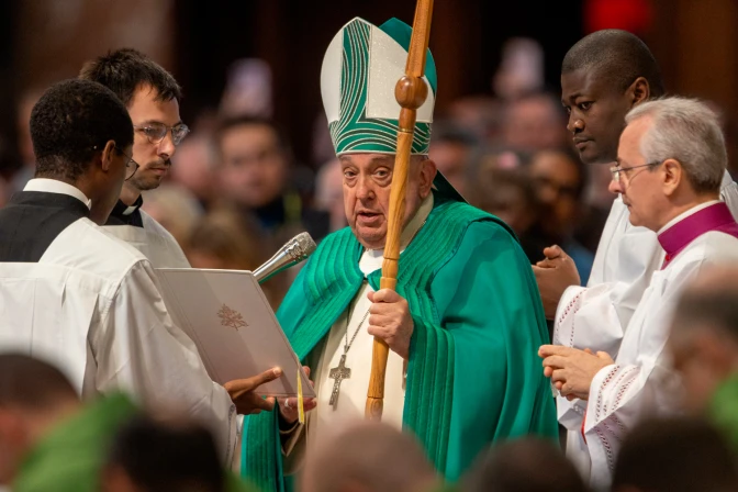 El Papa Francisco durante la Misa por la Jornada Mundial de los Pobres 2024.