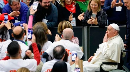 Papa Francisco y miembros de FIDAS en el Vaticano 09112024