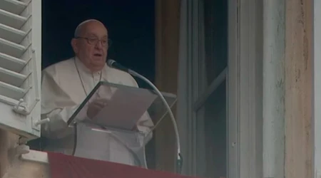 El Papa Francisco durante el rezo del Ángelus este domingo 5 de enero de 2025