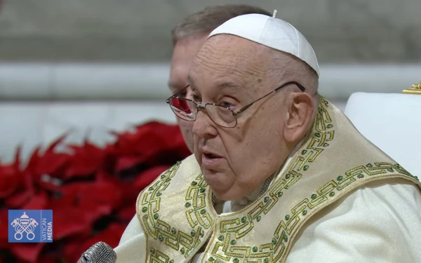 In his homily at the Mass celebrated this Christmas Eve, Pope Francis asked: 