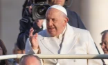 El Papa Francisco en la Plaza de San Pedro en el Vaticano.