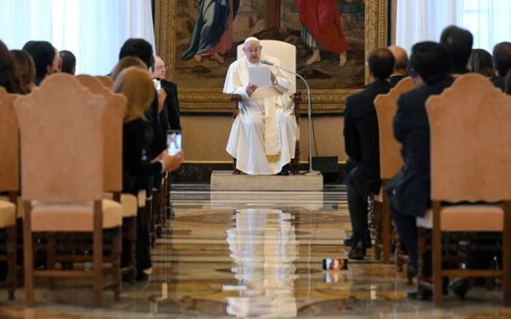 El Papa Francisco en la audiencia de hoy con la delegación del Departamento de Odontología de la Universidad de Nápoles Federico II.?w=200&h=150