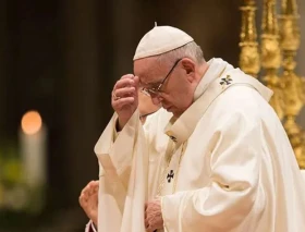 Papa Francisco: Al rezar se abre el corazón al Espíritu Santo que «te cambia la vida»