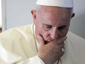 El Papa Francisco llama por teléfono al único párroco católico de Gaza