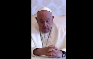 El Papa Francisco en el video animando a rezar por la paz. Crédito: Captura de Youtube de Click to Pray App