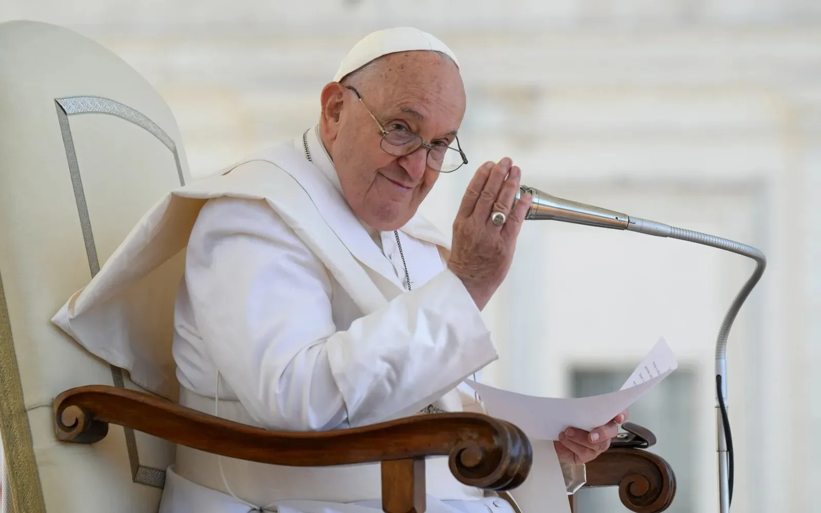 El Papa Francisco saluda a los fieles.?w=200&h=150