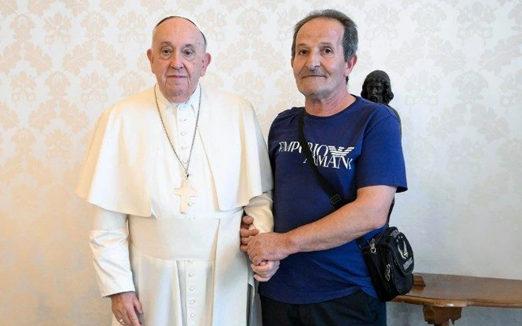 El Papa Francisco y Bienamino Zuncheddu, campesino italiano que pasó 33 años en la cárcel por un crimen que no cometió.?w=200&h=150