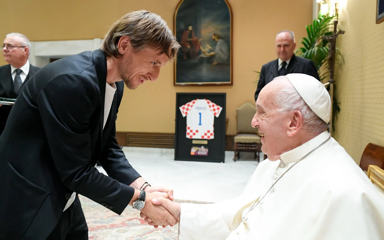 El futbolista Luka Modrić saluda al Papa Francisco?w=200&h=150