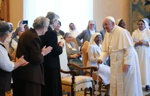 El Papa Francisco recibe a religiosas en el Vaticano este 6 de junio Crédito: Vatican Media