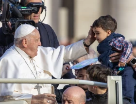 Papa Francisco: La pérdida de un hijo es un dolor inconsolable que nunca debe trivializarse