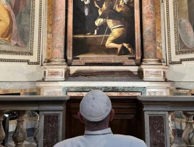 El Papa Francisco visita la iglesia de San Agustín en Roma para rezar ante la tumba de Santa Mónica