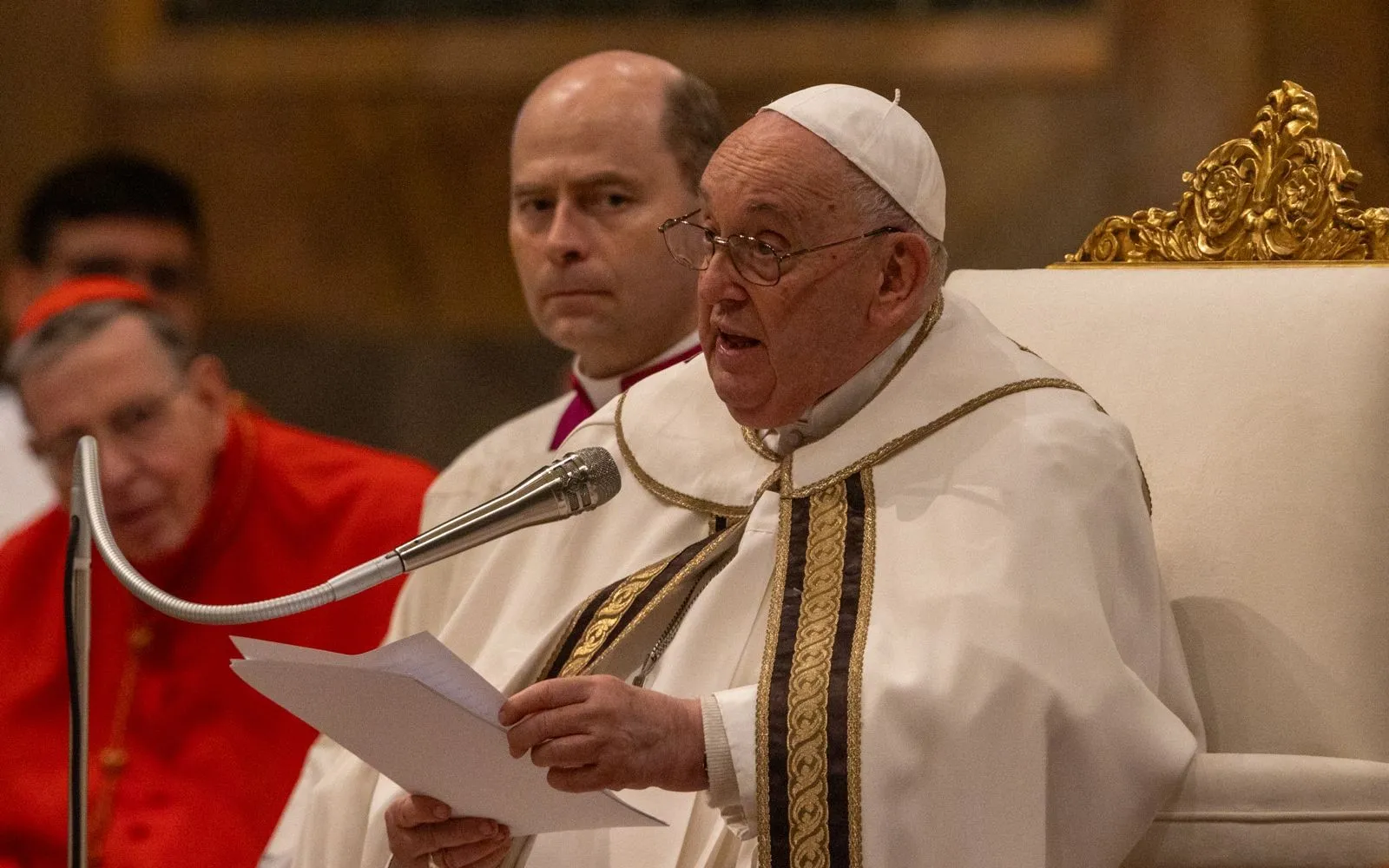 Pope Francis calls for unity in the Church: Dividing is never from God, but from the devil