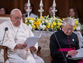 El Papa Francisco exhorta a aceptar el desafío de evangelizar en medio de una sociedad secularizada